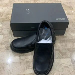 NIB Kenneth Cole boys shoes