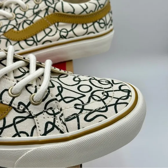 NWT Vans Sk8 Low Reissue Sneakers Textured Waves / Marshmallow Shoes Skate NEW